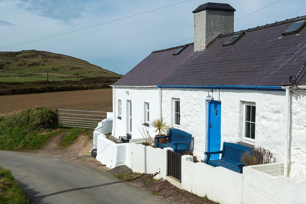Aberdaron Cottage 2 Bryn Chwilog エクステリア 写真